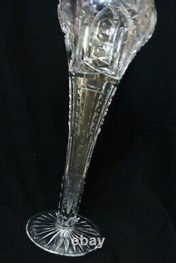 1920 Beautiful multi cut glass trumpet tulip vase circa 1920