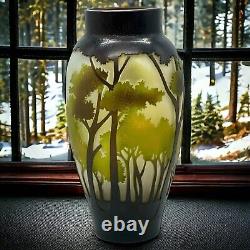 1990's Landscape Acid Cut Cameo Art Glass Vase w Beautiful Foliage 8