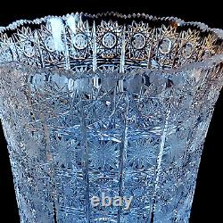 1 (One) QUEEN LACE MONUMENTAL 10.5 lb Cut Lead Crystal 12 Vase-RETIRED