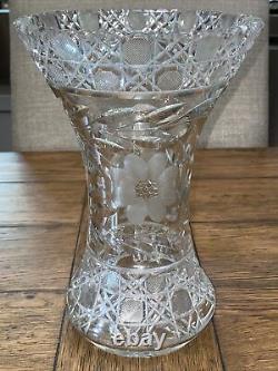 ANTIQUE VASE 1890's DAISY AND HOBNAIL PATTERN TALL ABP 10H. 7W TOP