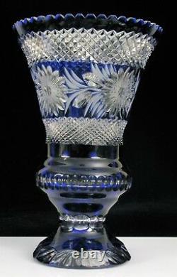 Beautiful Vintage Cobalt Blue Cut To Clear Bohemian Czech Glass Vase Daisy