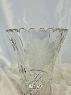 Crystall Large Flower Vase 12 corset shape mothers day valentines day Daisys