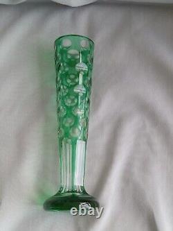 Emerald Green Cut To Clear 1000 Eye Style Bud Vase