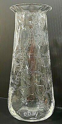 English Cut Glass Vine / Leaf Motif 7.75 Vase