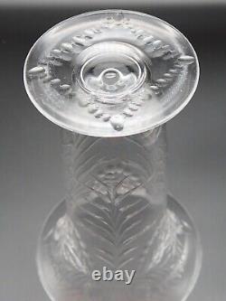 Intaglio Pairpoint Vase in the Chelsea Pattern