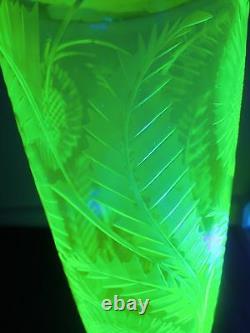 Mid Century Uranium Vaseline German Cut Leaf Sun Glass Vase 7.84