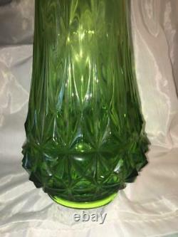 VINTAGE LE SMITH GREEN GLASS RIBBED SWUNG DIAMOND CUT BASE VASE LARGE 23 Tall
