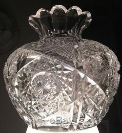Very Rare Hoare & Co. American Brilliant Cut Glass Flower Center Exquisite