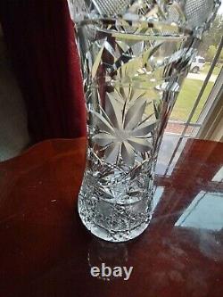 Vintage american brilliant cut glass vase. Flared out top, elegant